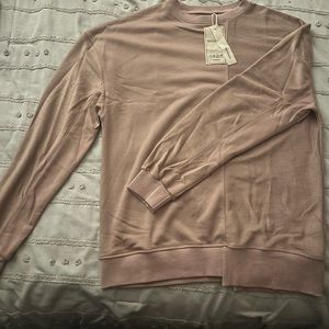 NWT beotyshow long sleeve